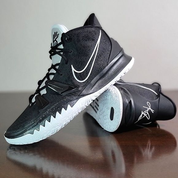 kyrie 7 oreo